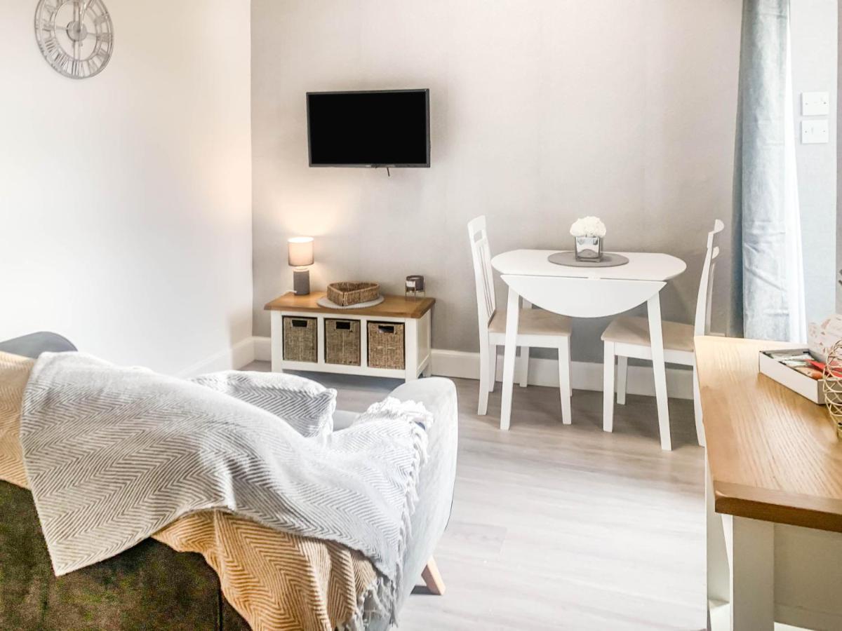 The Rosebery Retreat By The Castle 1-Bed Apartment 인버네스 외부 사진
